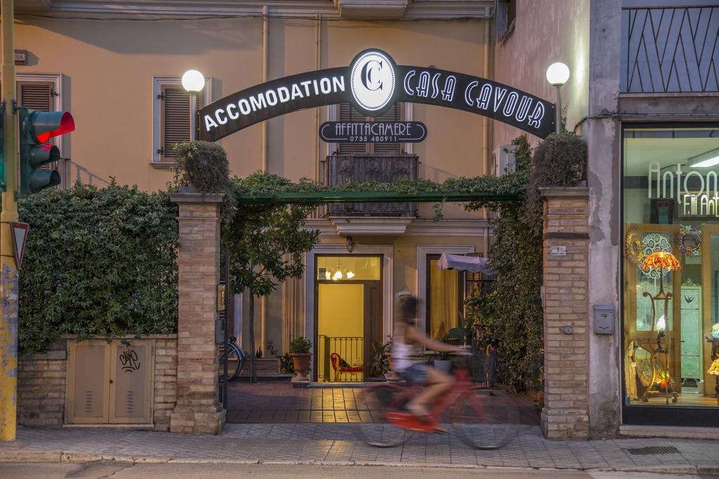B&B Casa Cavour Σαν Μπενεντέτο ντελ Τρόντο Εξωτερικό φωτογραφία
