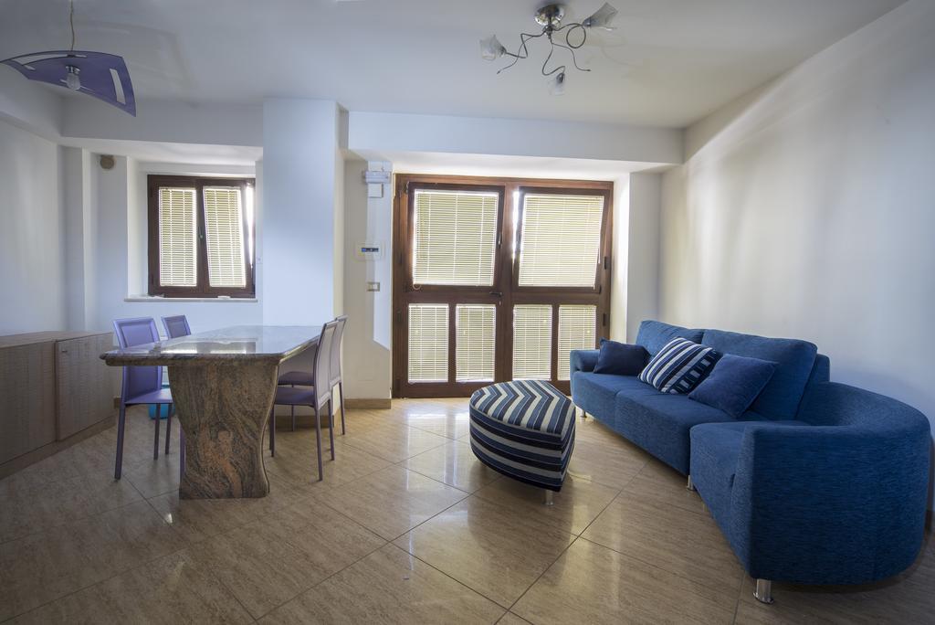 B&B Casa Cavour Σαν Μπενεντέτο ντελ Τρόντο Εξωτερικό φωτογραφία